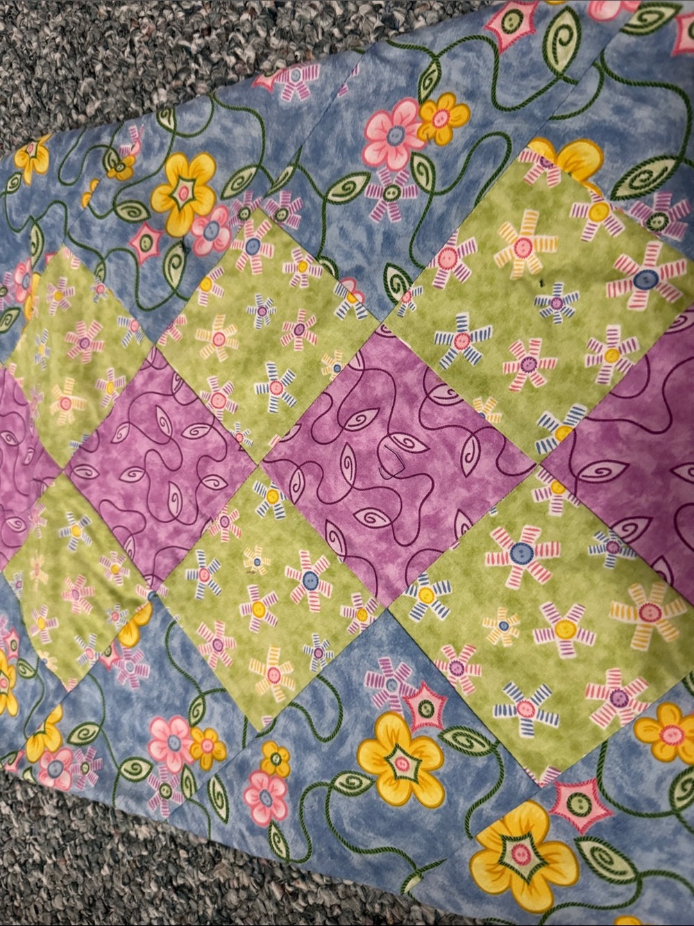 85. Long Table Runner Colorful Florals - Picture 2 of 4
